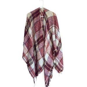 EST 1946 (Cato)Plaid Fringe Shawl Wrap fuzzy one size fits all